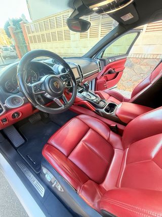 Porsche Cayenne 2016