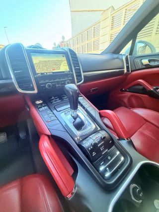 Porsche Cayenne 2016