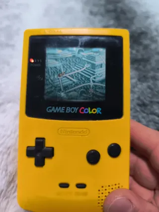 Nintendo Game Boy Color Amarillo