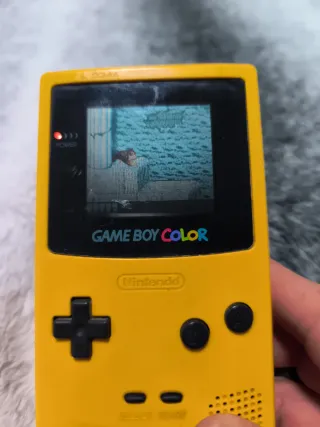 Nintendo Game Boy Color Amarillo