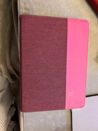 Tablet Gris y Blanca y fundas (50€ negociables)