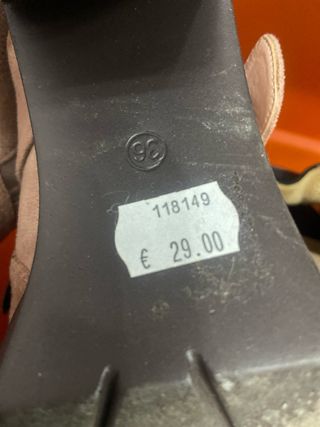 Botines tacón ancho flecos rosa