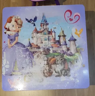 Mesa y 2 sillas Princesa Sofía