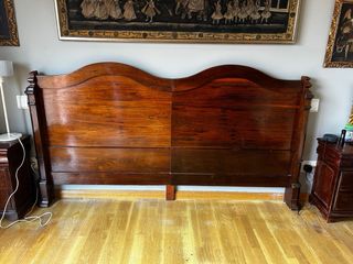 Cabecero de caoba