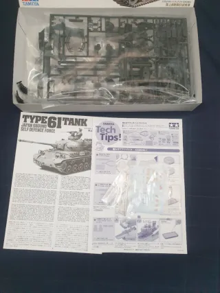 Maqueta Tamiya Type 61 Tank 1/35