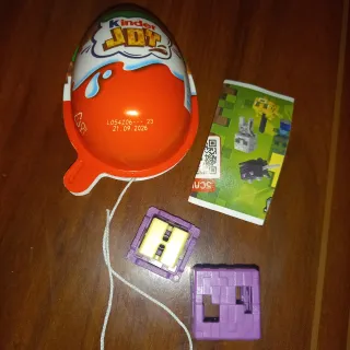 Kinder Joy Minecraft Figuras y Cromos