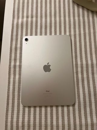 iPad 10ª Gen Plata Casi Nuevo