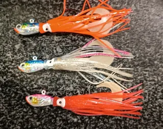 Señuelos y accesorios pesca