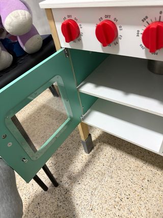 Cocinita de madera para niños