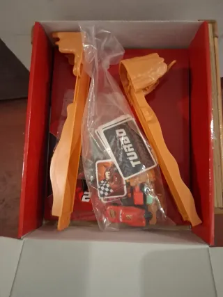 Juego de mesa Cars: Launch 'N' Race