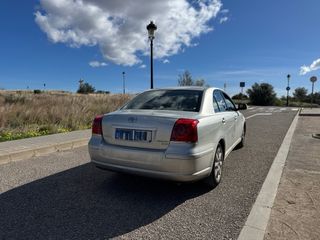 Toyota Avensis 2006