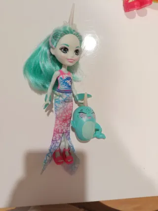 7 Muñecas Enchantimals con Accesorios