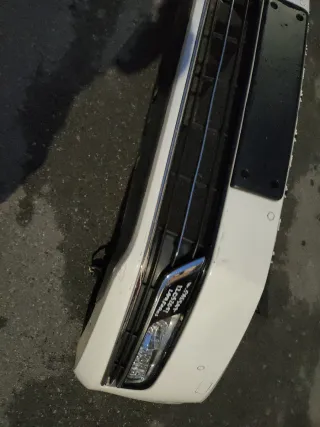 PARAGOLPES DELANTERO VW PASSAT B7 Lavafaros BLANCO