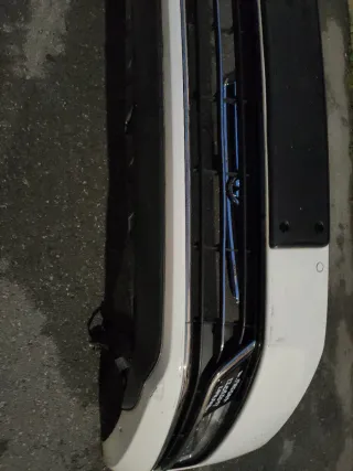PARAGOLPES DELANTERO VW PASSAT B7 Lavafaros BLANCO