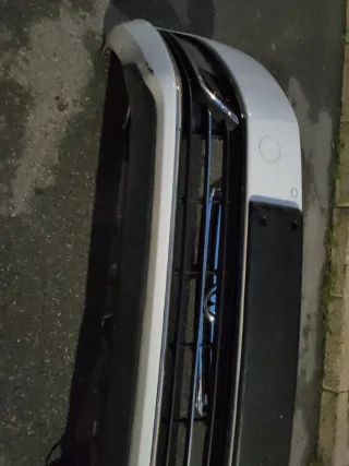 PARAGOLPES DELANTERO VW PASSAT B7 Lavafaros BLANCO