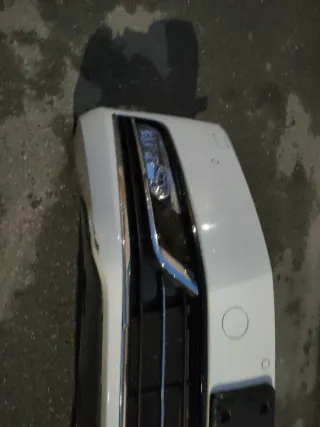 PARAGOLPES DELANTERO VW PASSAT B7 Lavafaros BLANCO