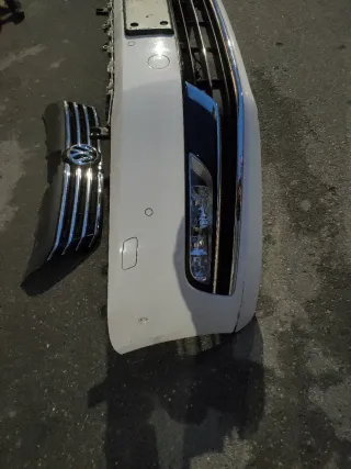 PARAGOLPES DELANTERO VW PASSAT B7 Lavafaros BLANCO