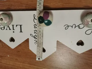 Perchero Live Laugh Love Corazones