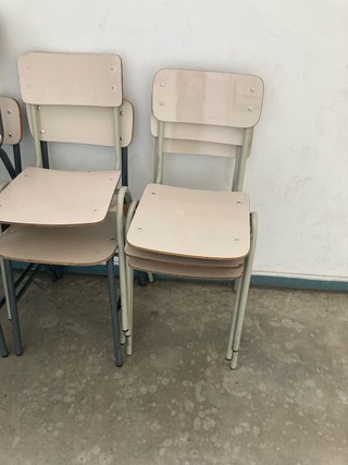 Pupitres escolares metálicos
