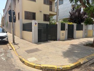 Empresa de construccion  y cerrajeria .