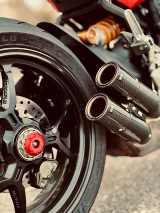 Ducati Supersport 950S año 2022, 11.000 km