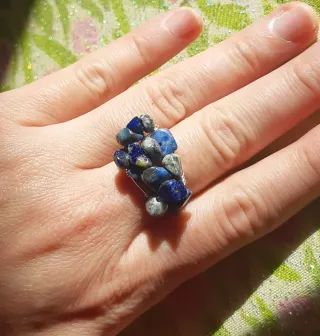 Anello con Lapislazzuli Pietre Grezze