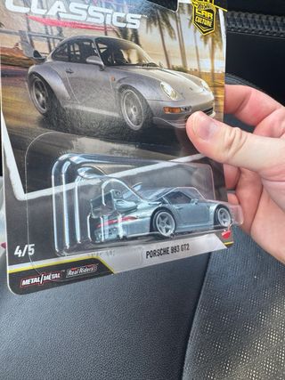 Hot Wheels premium Porsche 993 GT2