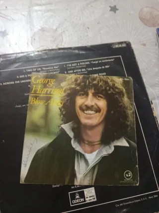 3 LPS Y UN SINGLE EN VINILO