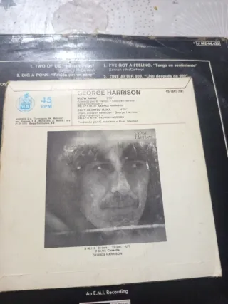 3 LPS Y UN SINGLE EN VINILO