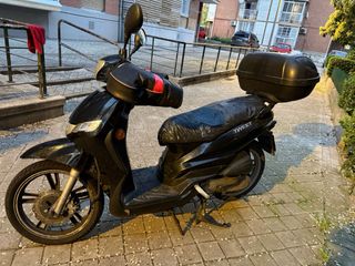 Peugeot TWEET Scooter Negro Automático