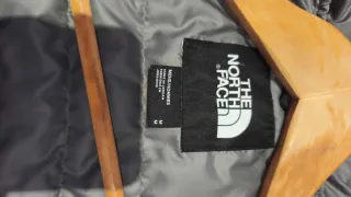 Plumífero The North Face Gris