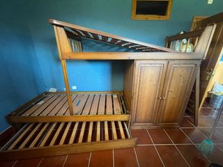 Litera de pino con 3 camas