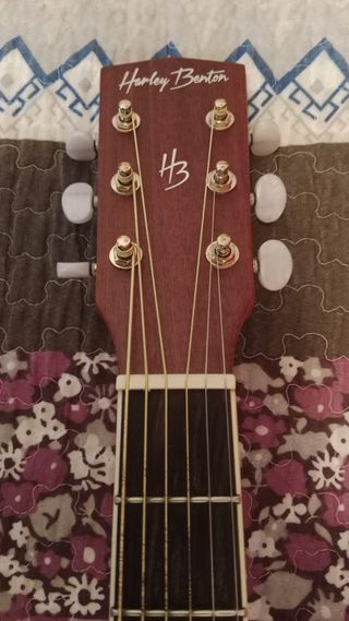 Guitarra Acústica Harley Benton