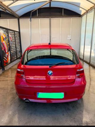 BMW 118d 143cv | Pantalla • Etiqueta B • Revisado