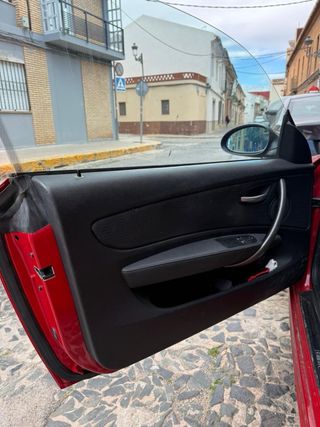 BMW 118d 143cv | Pantalla • Etiqueta B • Revisado