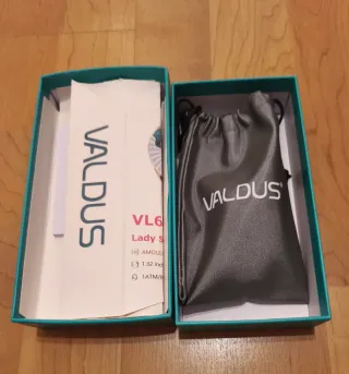 Reloj inteligente dorado Valdus L60 Pro.