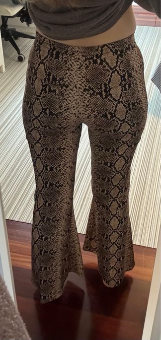 Pantalones Zara Estampado Serpiente Talla S