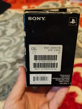 Caja PSP Slim 2004 Sony Piano Black