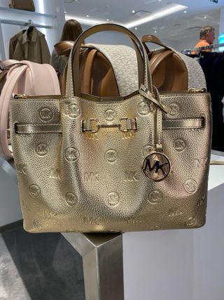 Bolso Michael Kors Dorado Logo MK
