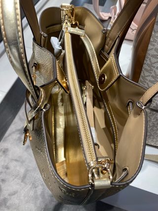 Bolso Michael Kors Dorado Logo MK