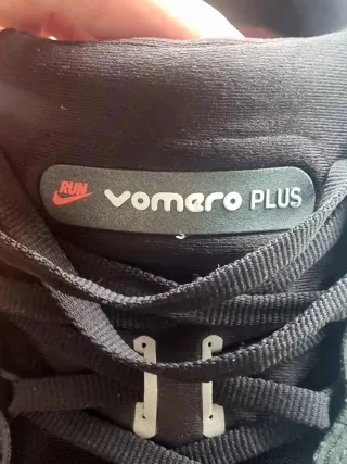 Nike Vomero Plus Zapatillas Running