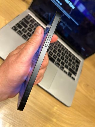 iPhone 14 Plus 128GB Nuevo con 100% de bateria.