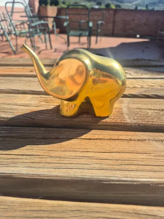 Elefante vintage latón