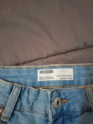 Pantalón vaquero Bershka hombre Talla M