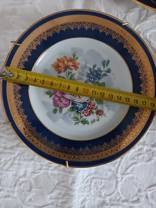 Conjunto de tres Platos Porcelana Limoges Flores