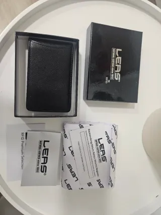 Cartera LEAS Piel Auténtica RFID Negra