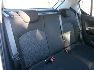 Opel Corsa 1.4 Hibrido, Gasolina/GLP, Muy Cuidado