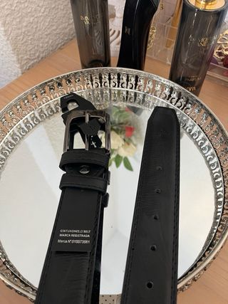 Cinturón de hombre negro piel