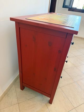 Cassettiera IKEA Hamnes rossa