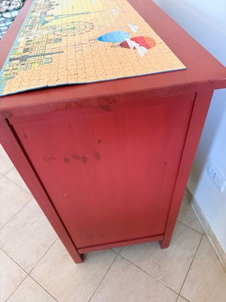 Cassettiera IKEA Hamnes rossa